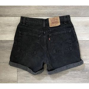 Vtg USA Made Levi’s 550 Black High Rise Relaxed Sewn Cuffs Jean Shorts 29Wx4L